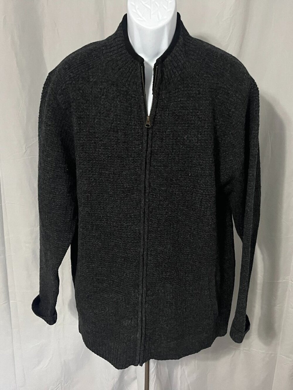 🍂 Pendleton Men's Dark Gray 100% Wool Full Zip Cardigan Sweater XL ⭐ - Picture 2 of 4
